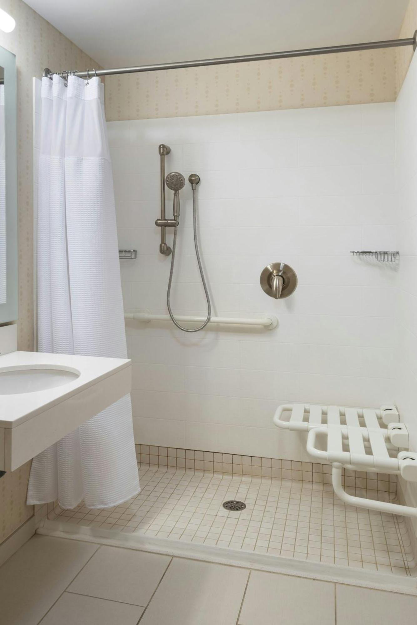 Springhill Suites By Marriott Syracuse Carrier Circle East Syracuse Exteriör bild