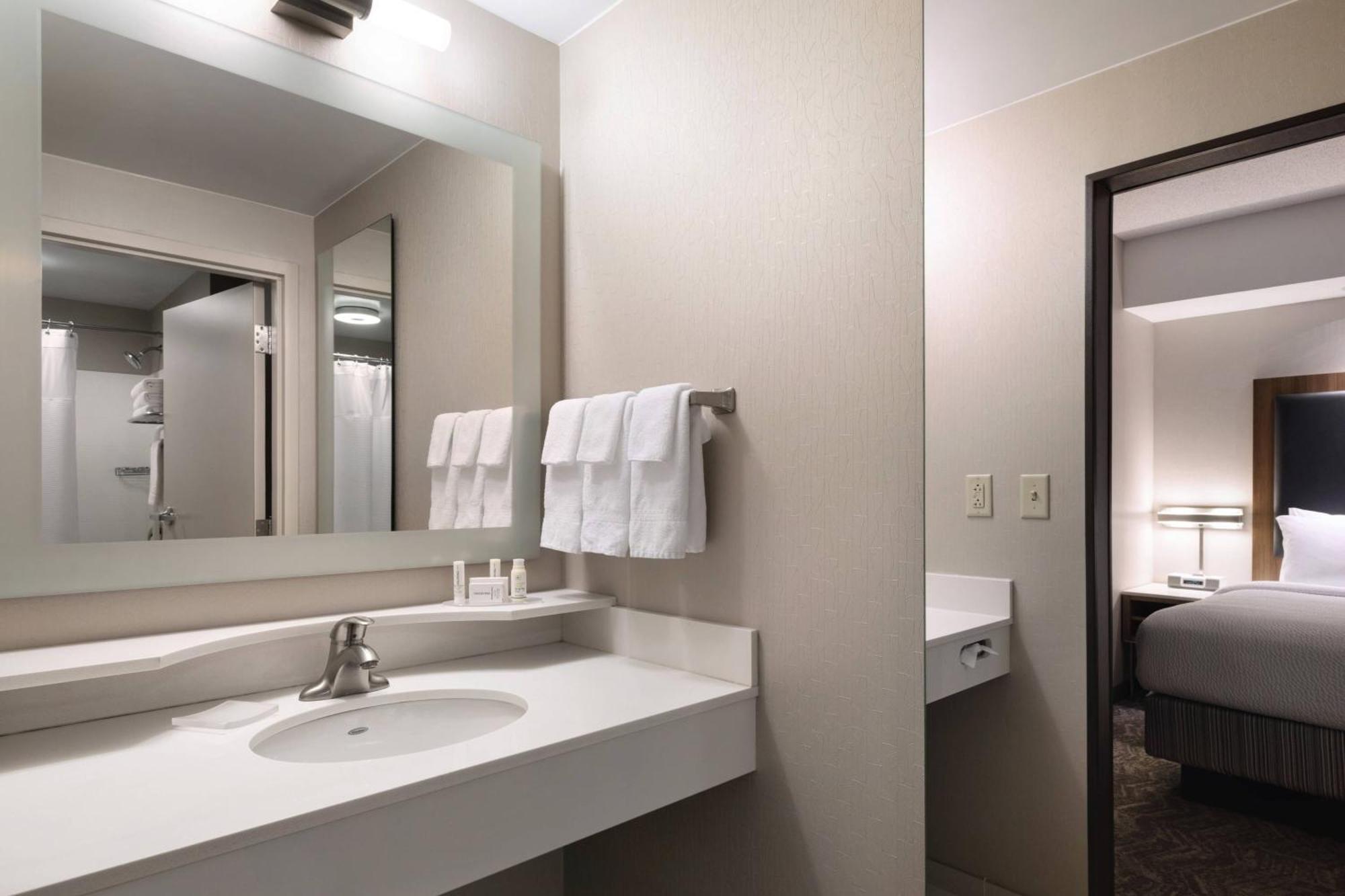 Springhill Suites By Marriott Syracuse Carrier Circle East Syracuse Exteriör bild
