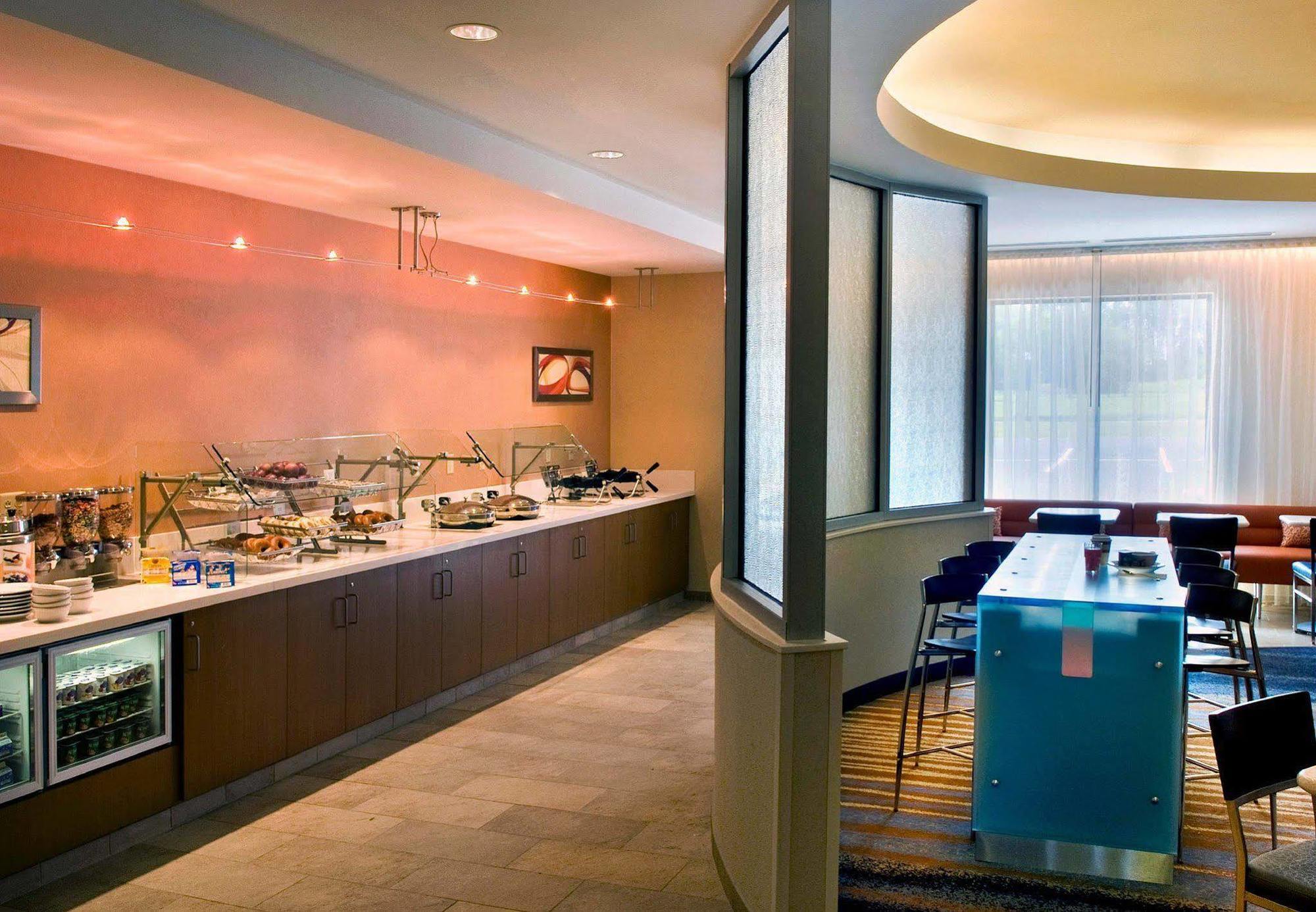 Springhill Suites By Marriott Syracuse Carrier Circle East Syracuse Exteriör bild